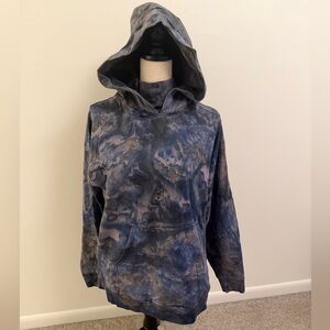 Lululemon Athletica Blue and Grey Tie-Dye Hoodie
